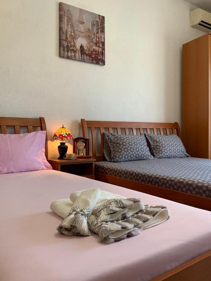 Guest House Nuhii Ulcinj Exteriör bild
